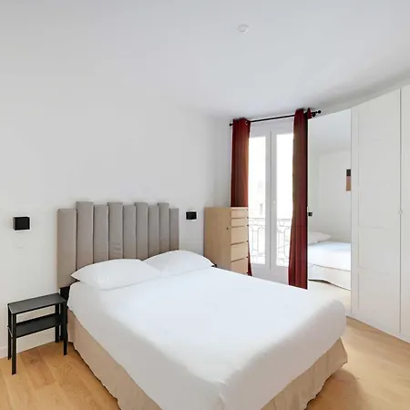 Superb A C - 2br 6p - St Germain-des-pres *