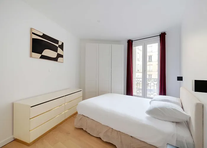 Superb A C - 2br 6p - St Germain-des-pres
